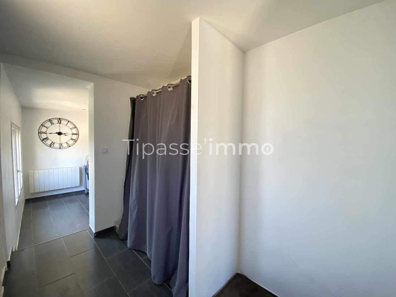 MAISON DE PLAIN PIED A GRAND BOURGTHEROULDE