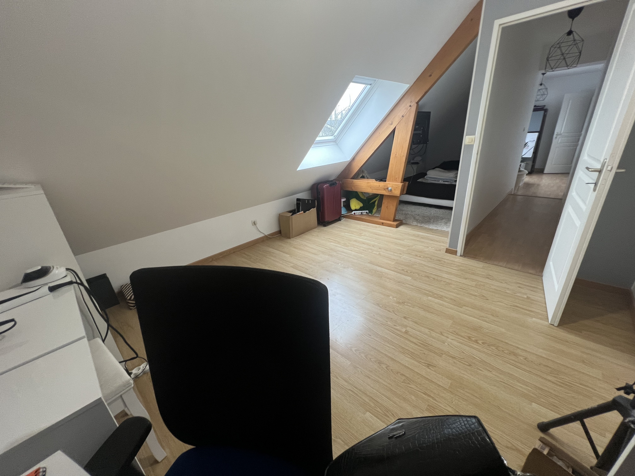 CHARMANT PAVILLON 5 CHAMBRES A 6 MIN DE BOURGTHEROULDE