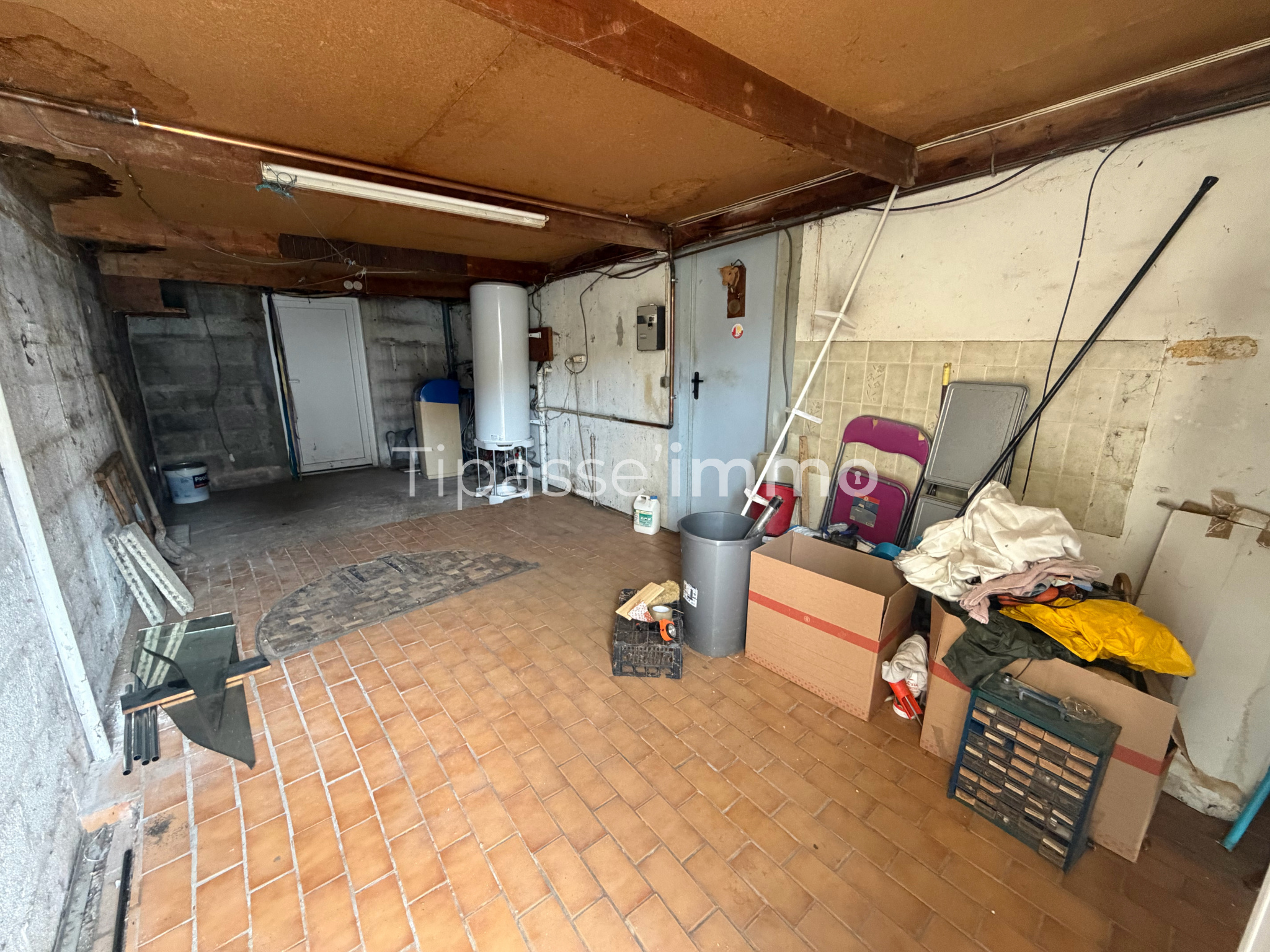 MAISON MITOYENNE D'UN CÔTÉ TOURVILLE LA RIVIÈRE MAISON MITOYENNE D'UN CÔTÉ TOURVILLE LA RIVIÈRE