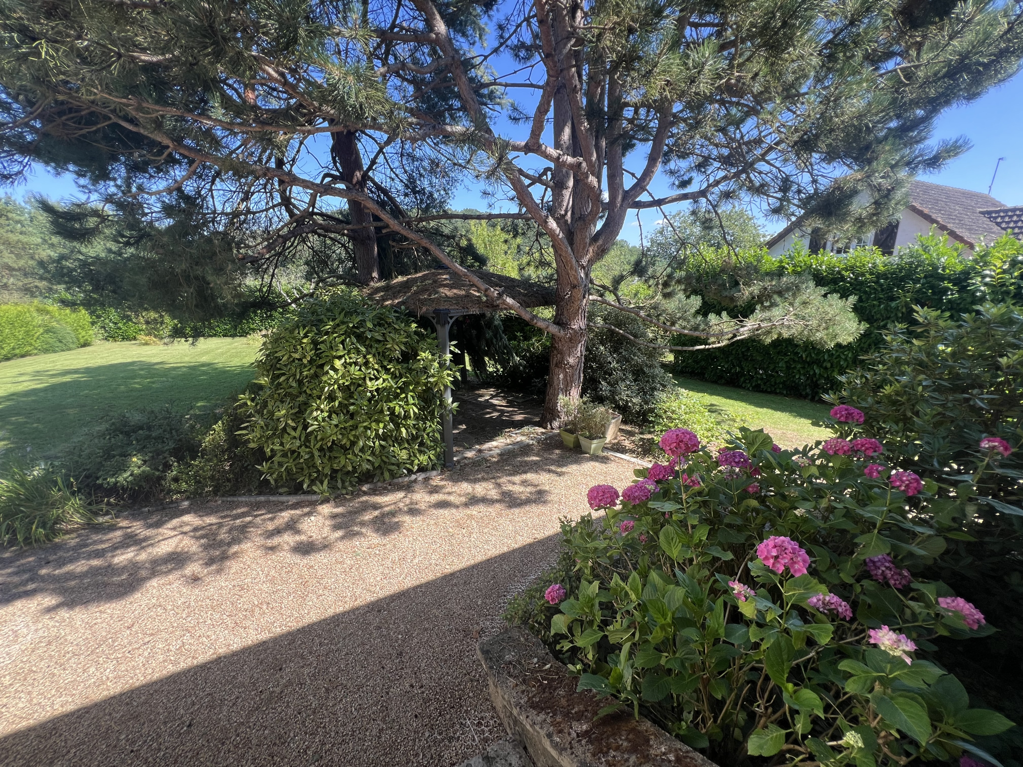 PAVILLON INDIVIDUEL 5 CHAMBRES A BRIONNE