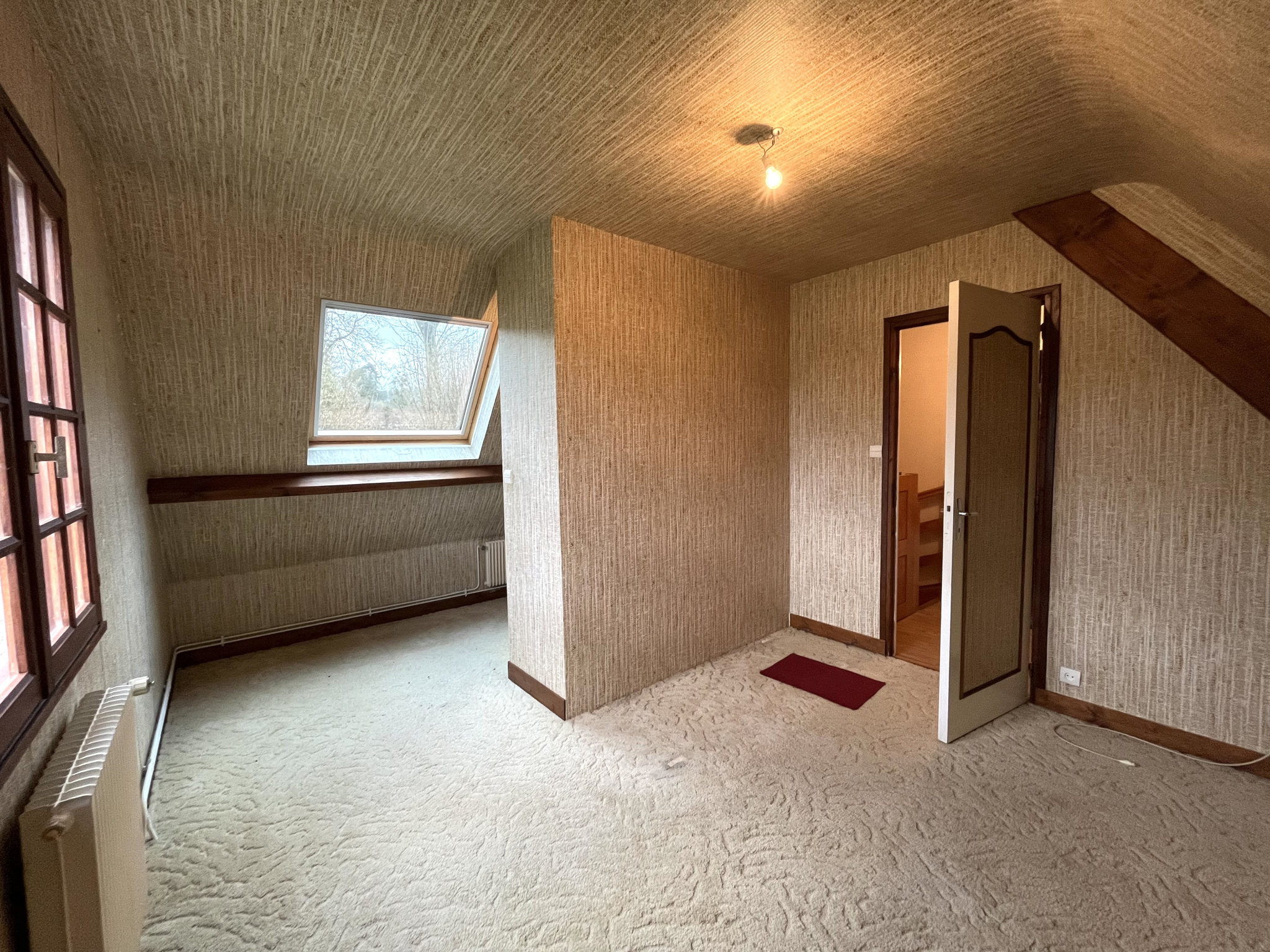 PAVILLON TRADITIONNEL PROCHE DU BEC-HELLOIN
