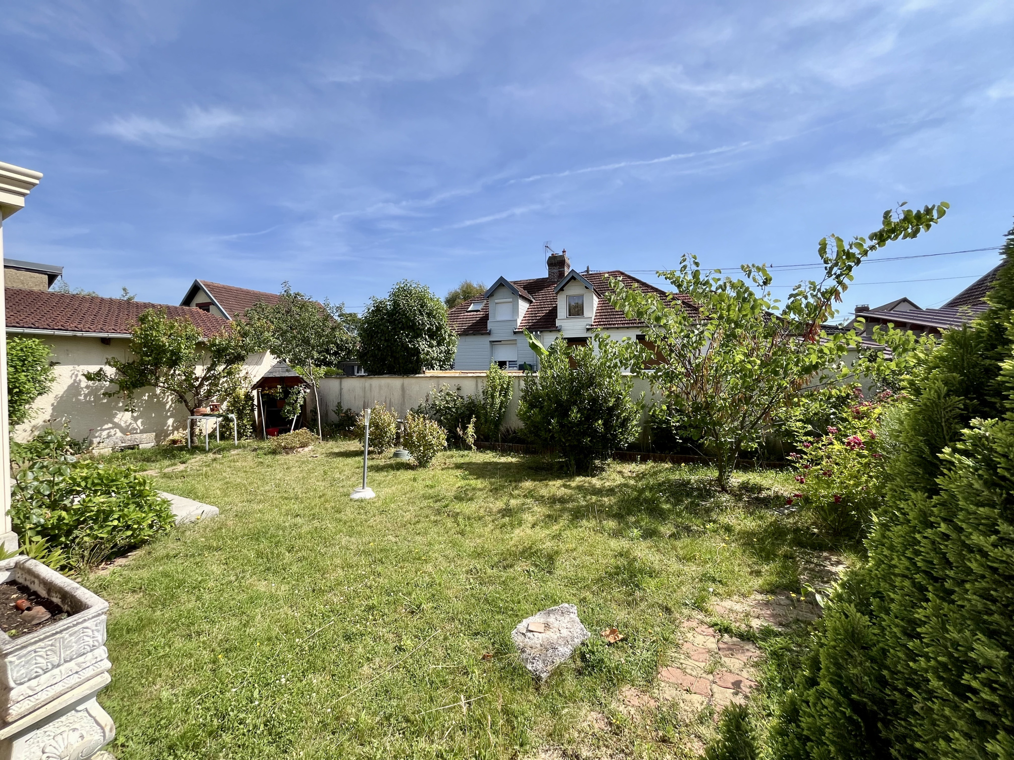 CHARMANTE MAISON A SAINT-AUBIN LES ELBEUF