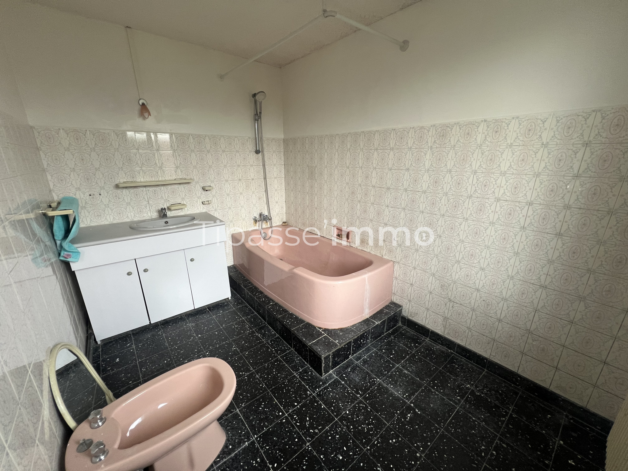 LONGERE NORMANDE EN EXCLUSIVITE! LONGERE NORMANDE EN EXCLUSIVITE!