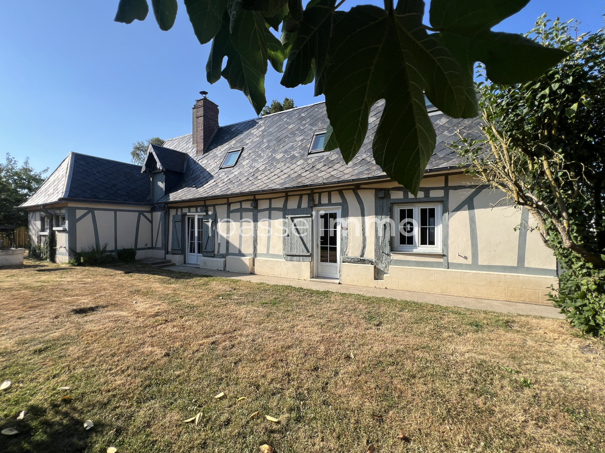 CHARMANTE NORMANDE A BOISSEY LE CHATEL