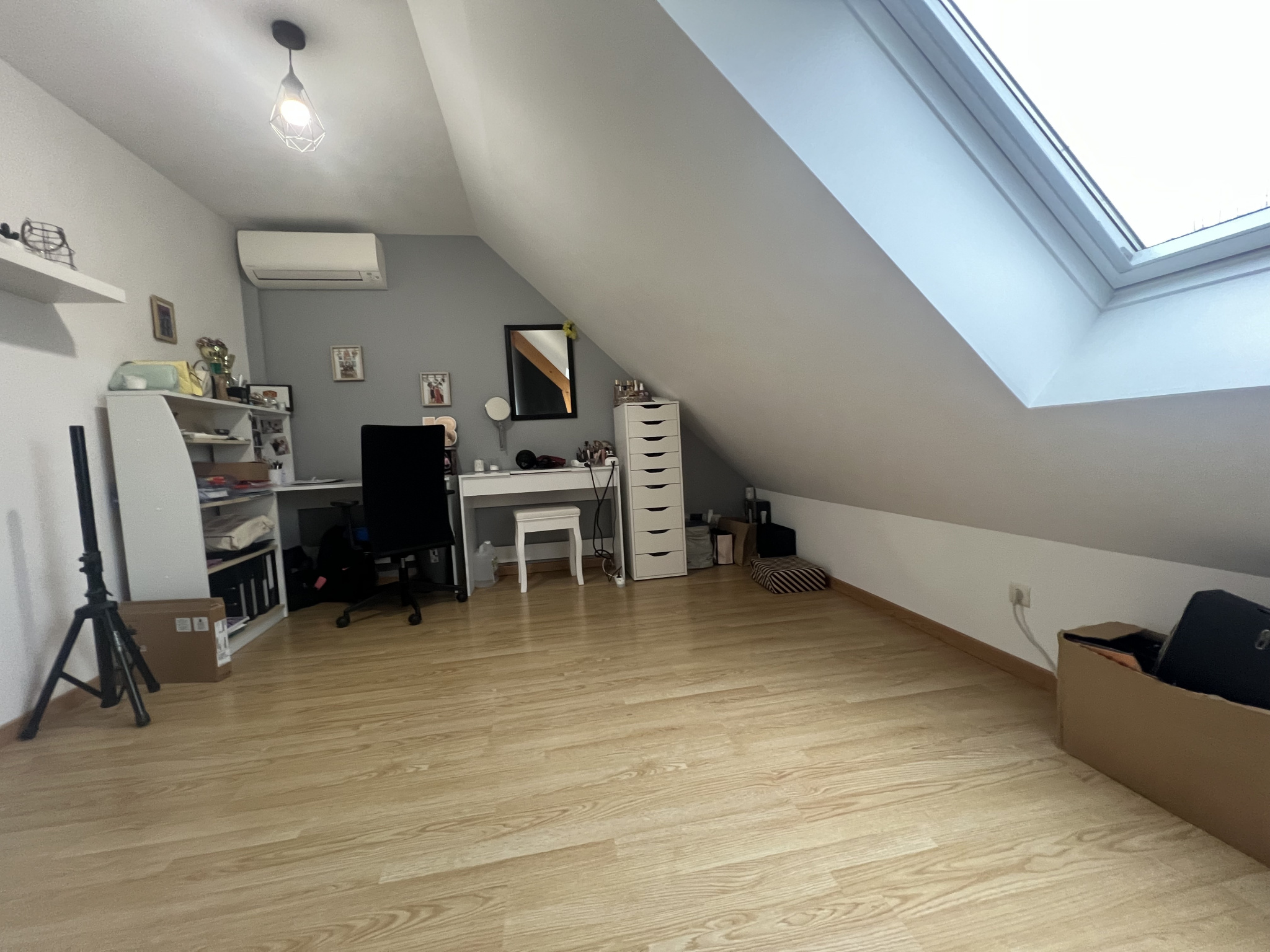CHARMANT PAVILLON 5 CHAMBRES A 6 MIN DE BOURGTHEROULDE