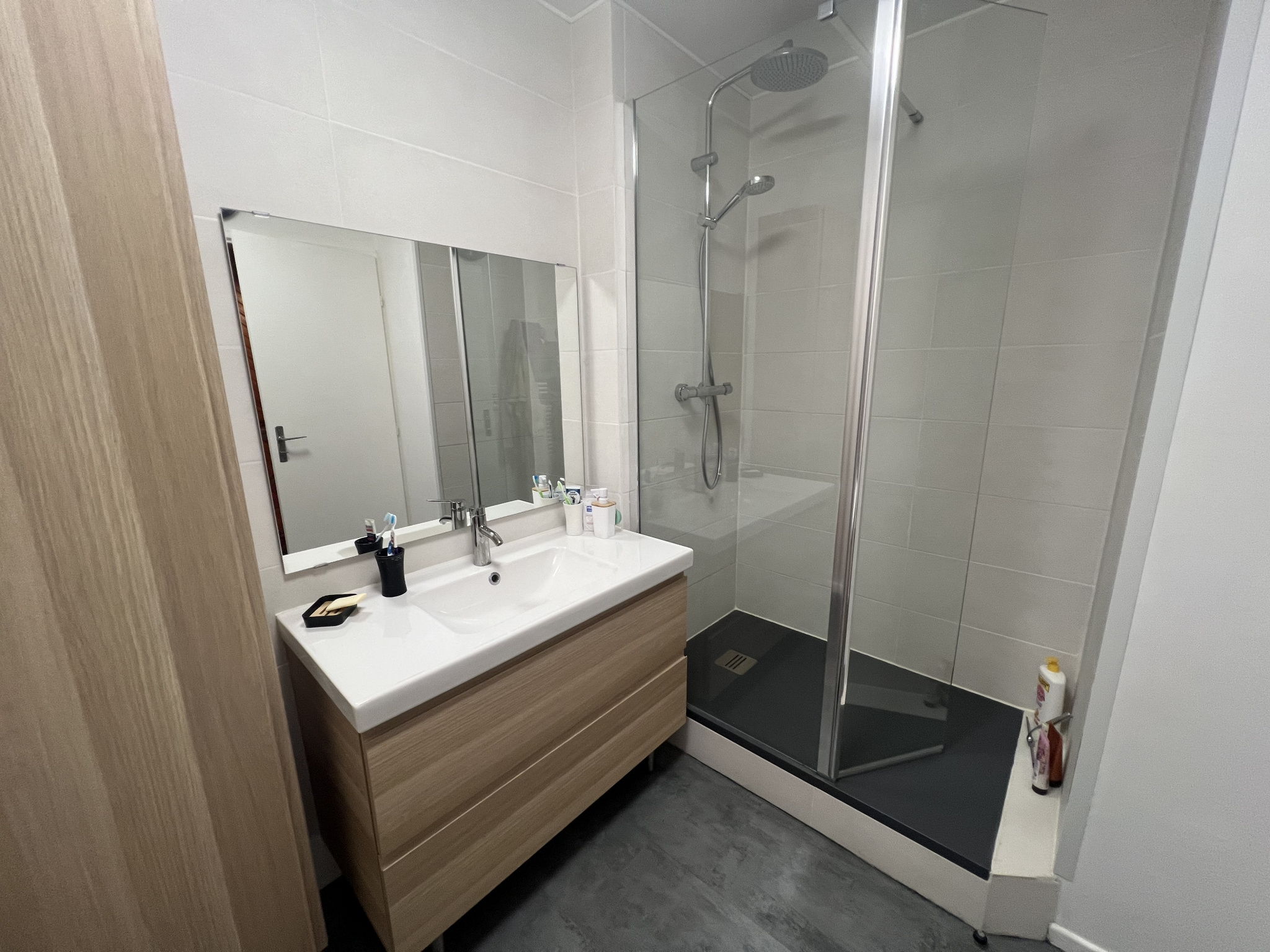 MAISON 3 CHAMBRES ET 1 BUREAU A BOURGTHEROULDE