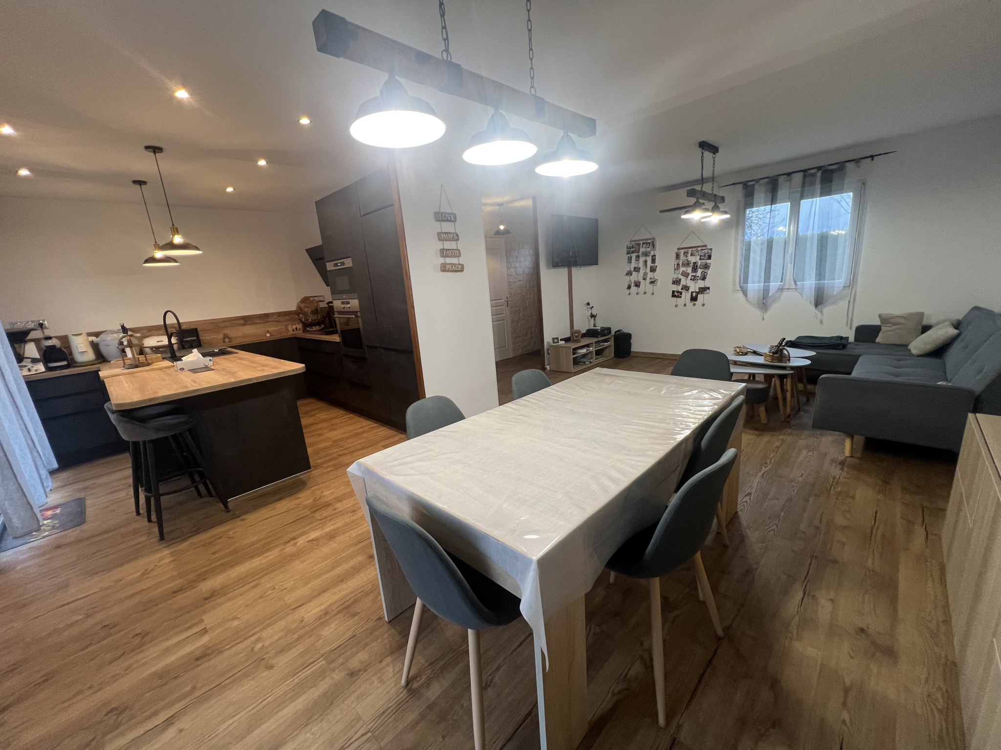 CHARMANT PAVILLON 5 CHAMBRES A 6 MIN DE BOURGTHEROULDE