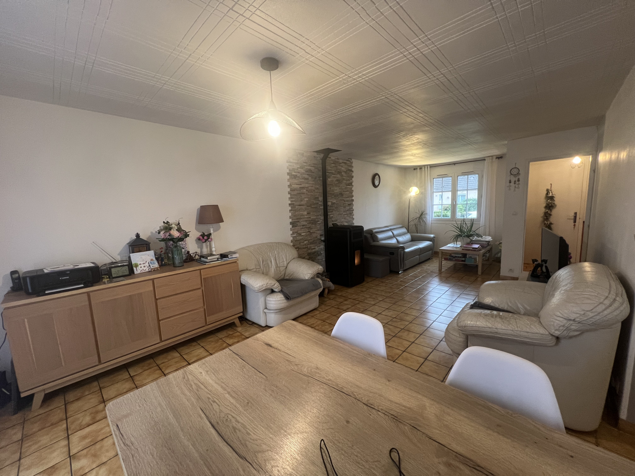 MAISON 3 CHAMBRES ET 1 BUREAU A BOURGTHEROULDE