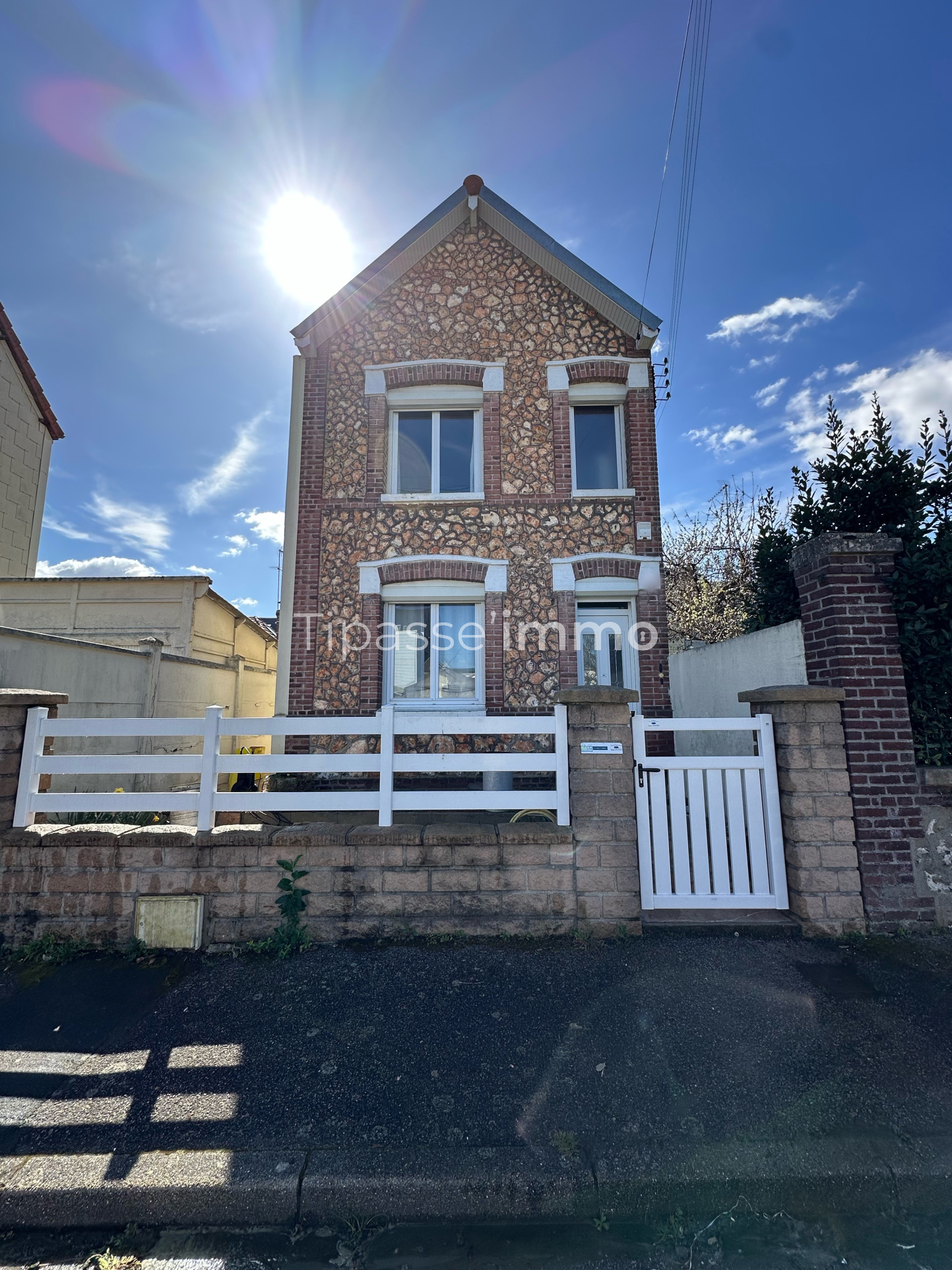 MAISON INDIVIDUELLE BRIQUES SILEX SOTTEVILLE LES ROUEN