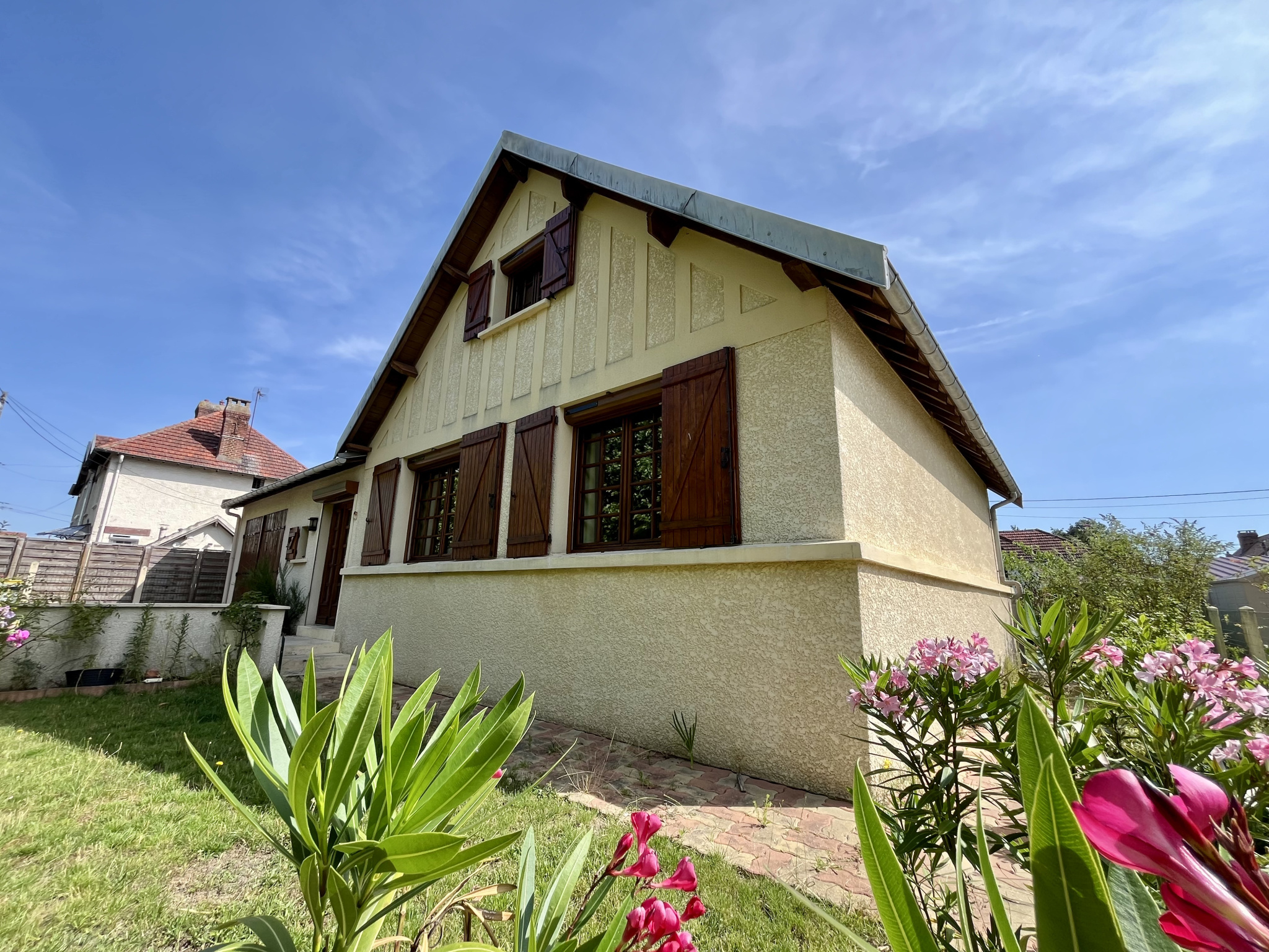 CHARMANTE MAISON A SAINT-AUBIN LES ELBEUF