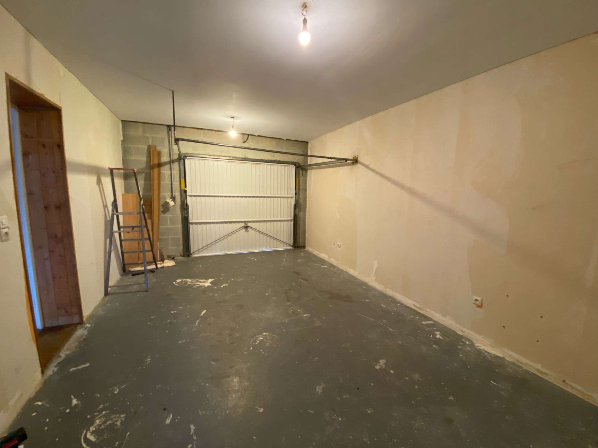 PAVILLON PLAIN PIED 10 MIN BOURGTHEROULDE