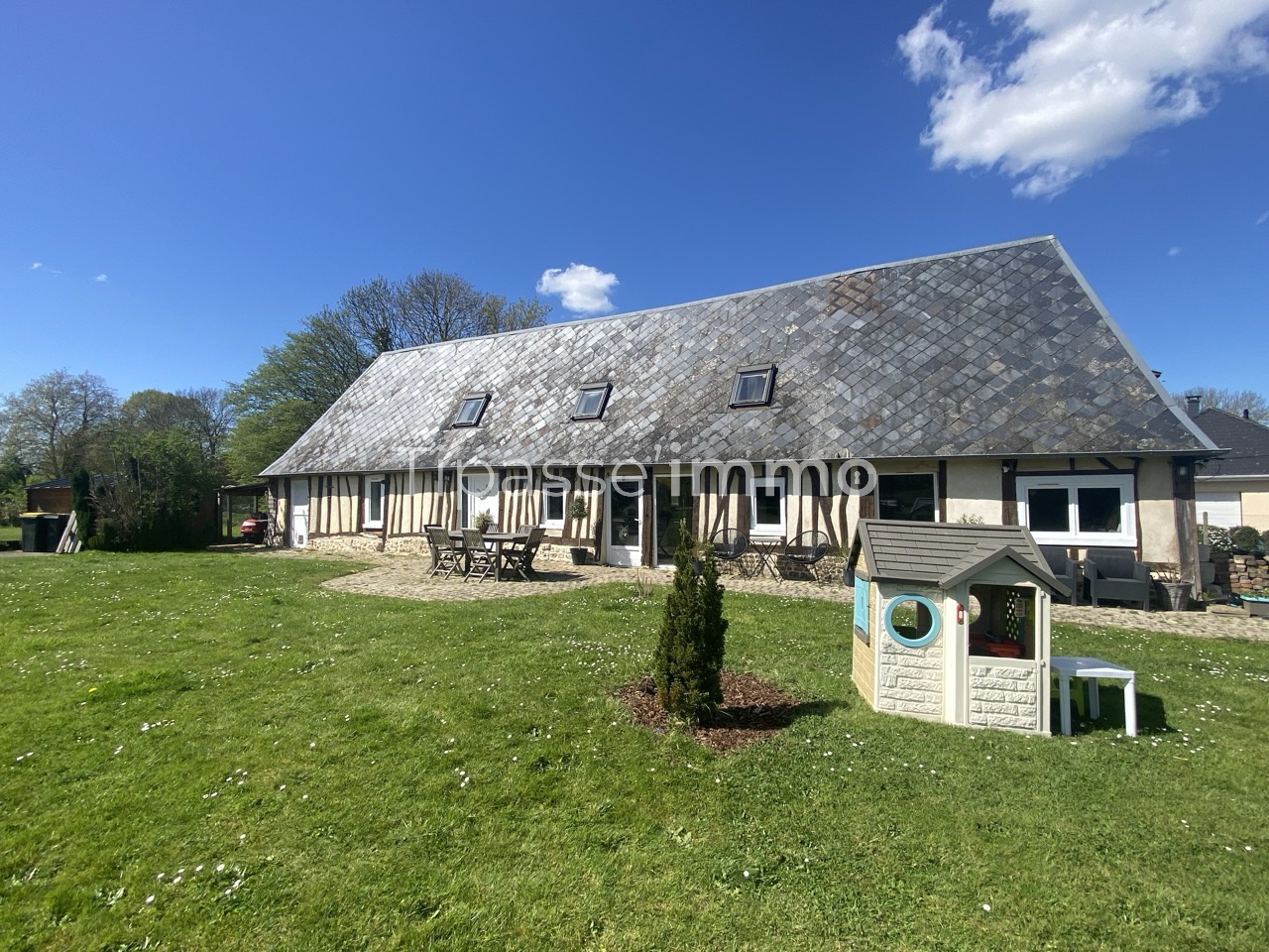 Maison de charme à Bourg-Achard
