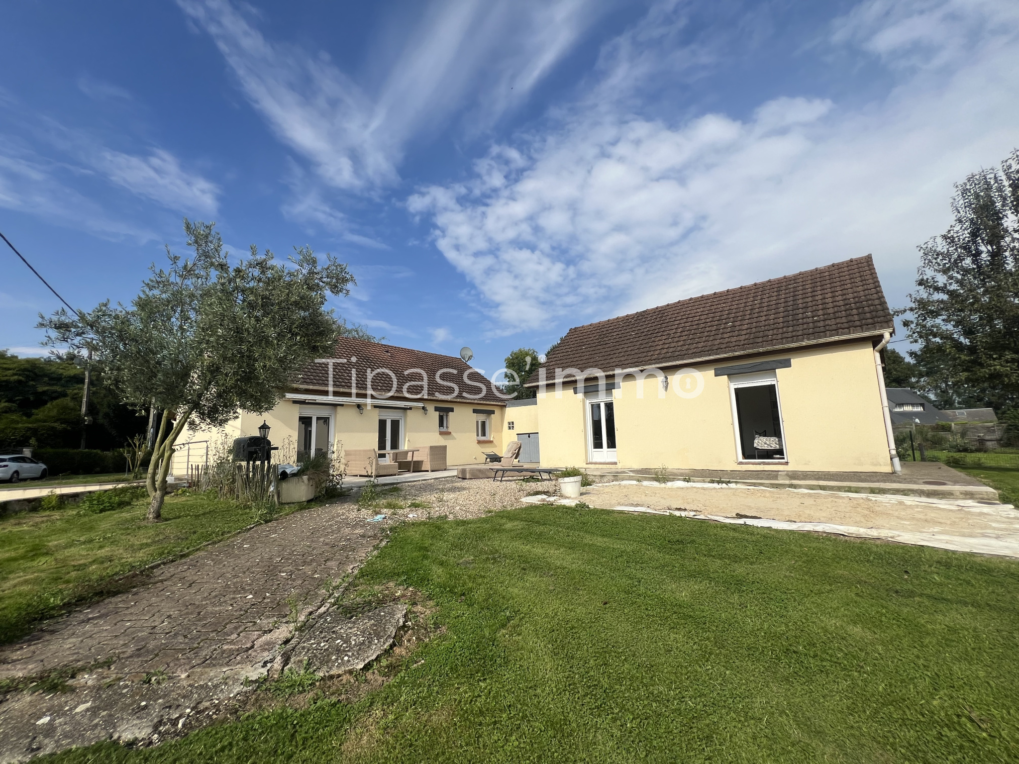 PAVILLON PLAIN PIED A 7 MIN DE BOURGTHEROULDE